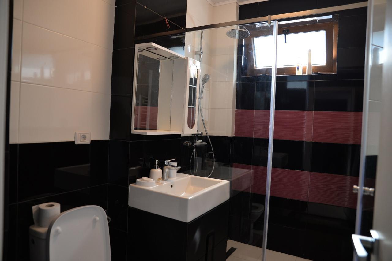 London Apartment Navodari Bagian luar foto